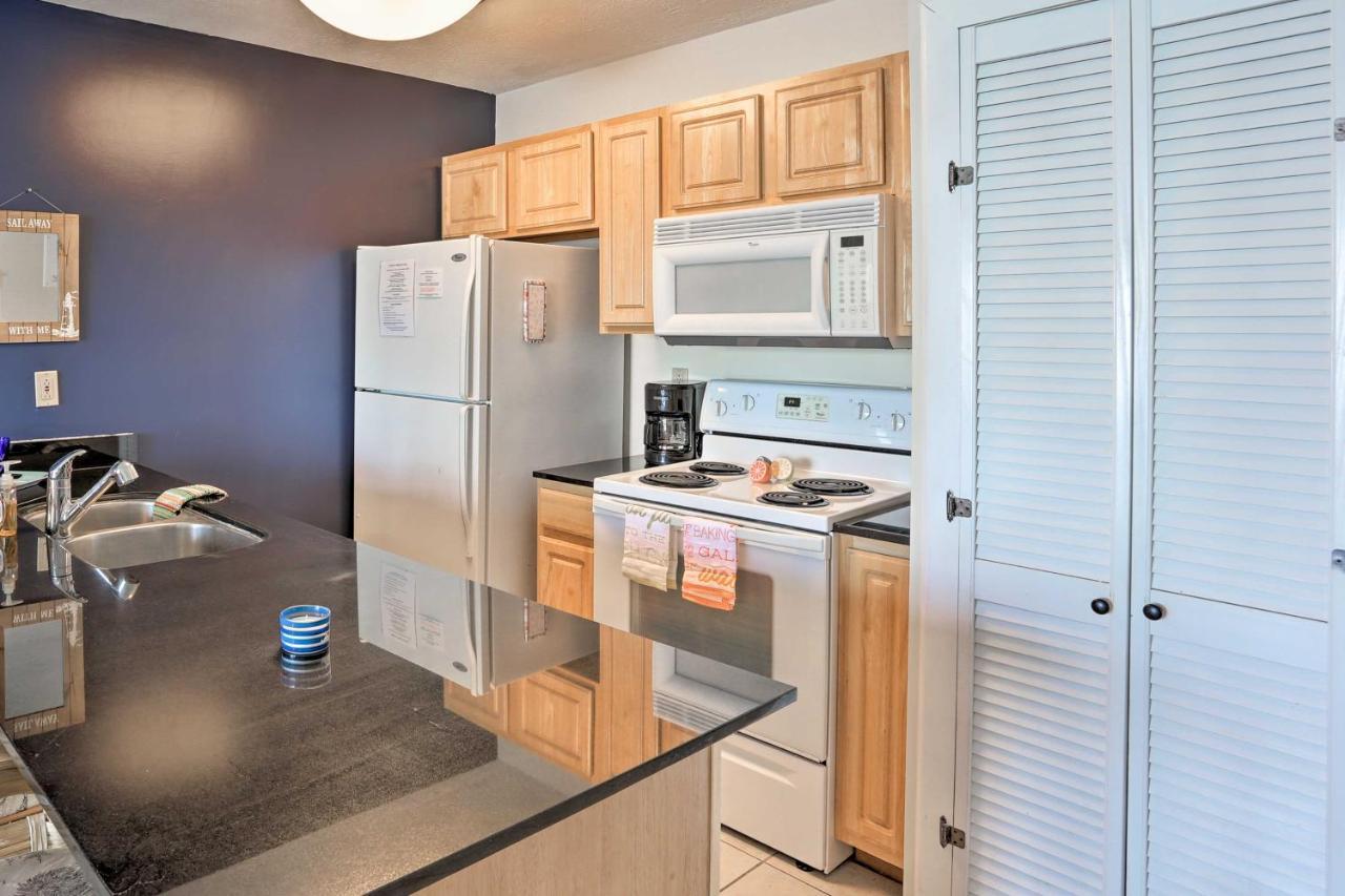 Waterfront Middle Bass Condo With Pool Access! Put-in-Bay Exterior photo