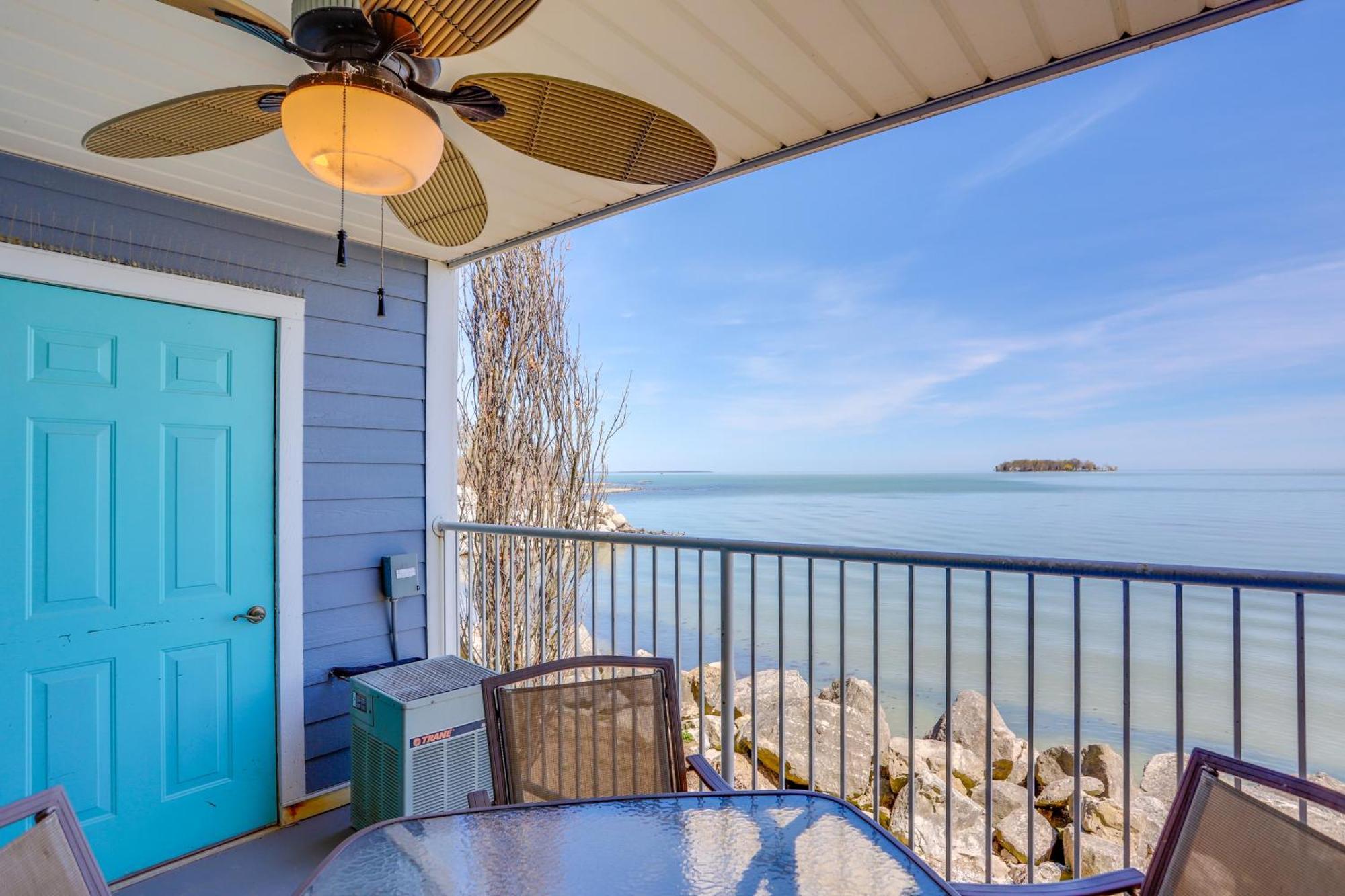 Waterfront Middle Bass Condo With Pool Access! Put-in-Bay Exterior photo