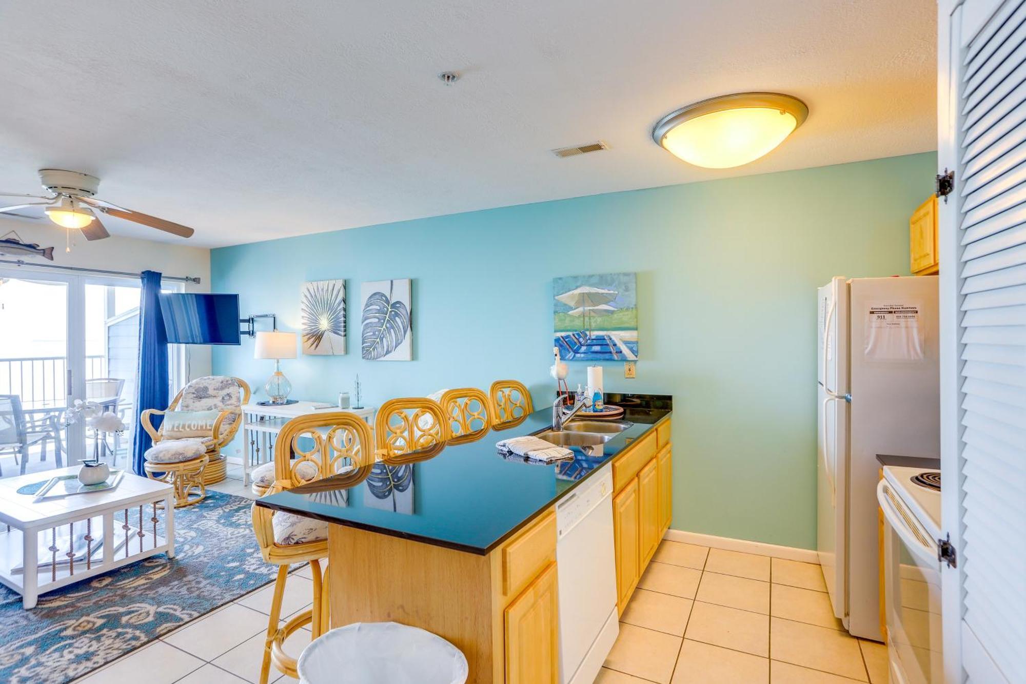 Waterfront Middle Bass Condo With Pool Access! Put-in-Bay Exterior photo