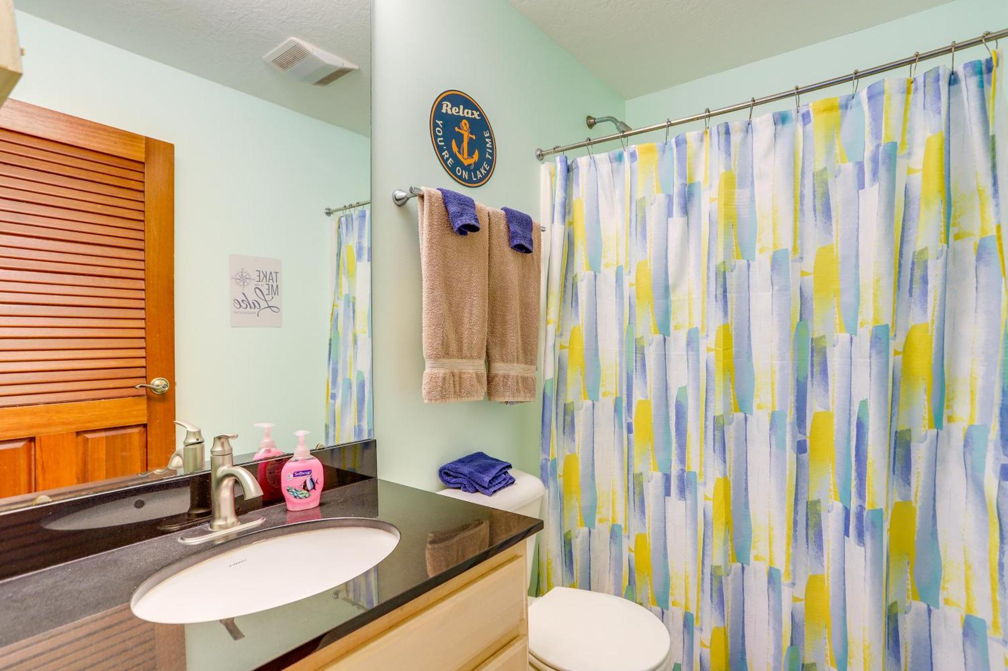 Waterfront Middle Bass Condo With Pool Access! Put-in-Bay Exterior photo